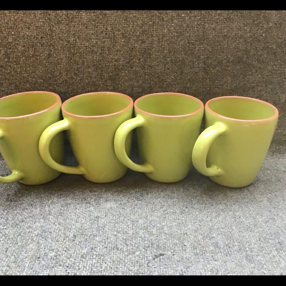 Casa Verde Terra green set of 4 mugs